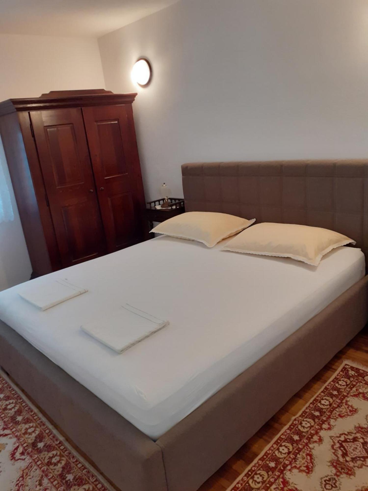 טרוגיר Apartman Gordana מראה חיצוני תמונה