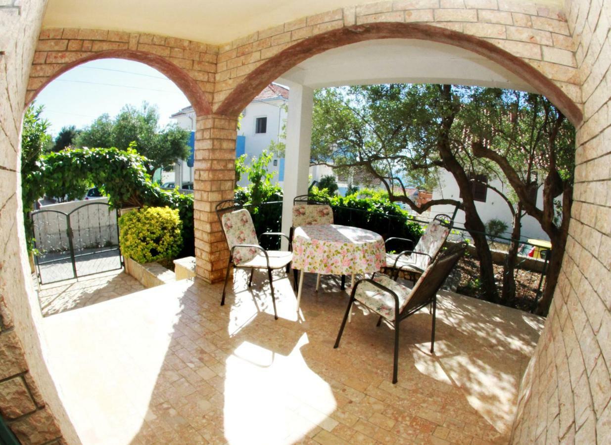 טרוגיר Apartman Gordana מראה חיצוני תמונה